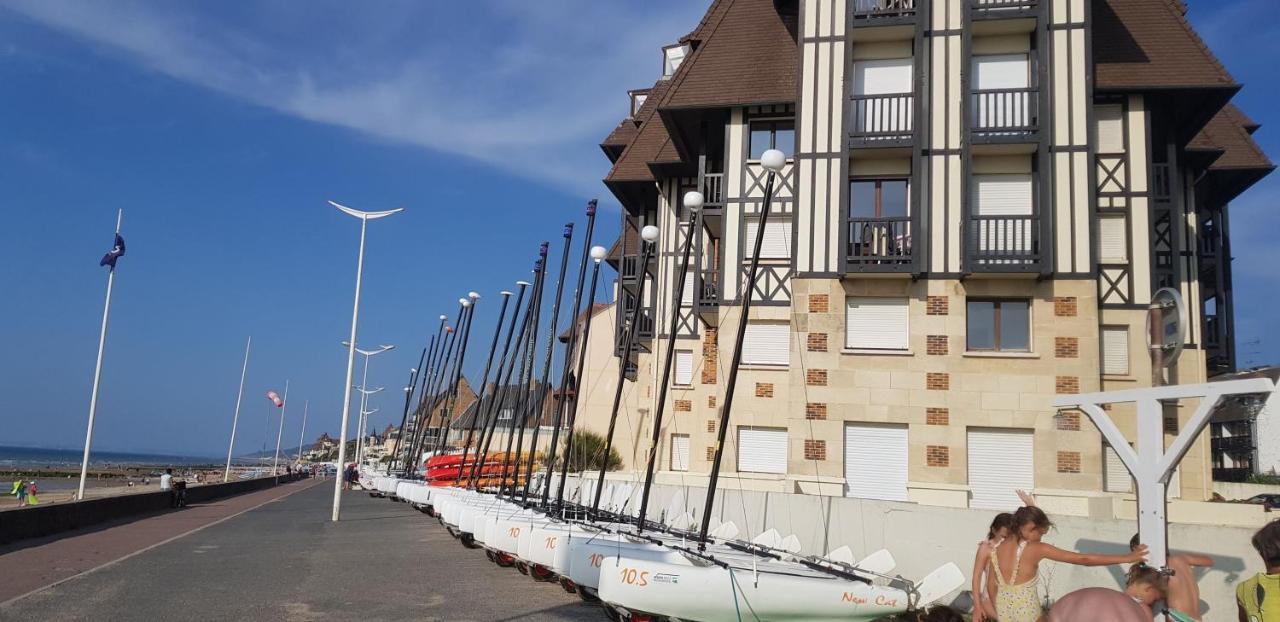 Le Yacht Club1 Apartment Blonville-sur-Mer Luaran gambar